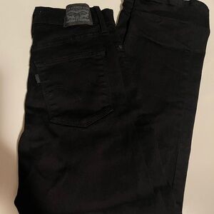 Levi’s black jeans
